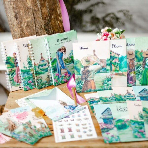 arquivo_digital_caderno_feminino_mulheres_vestidos_flores_frases_biblia_versiculos_motivacional_decorado_miolo_pautado
