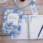 arquivo_digital_cadernos_floral_azul_passaro_cartas_para_Deus_devocional_Leitura_biblia_alfabeto