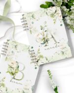 arquivo_digital_capas_alfabeto_floral_rosas_brancas_verde_miolo_caderno_pautado