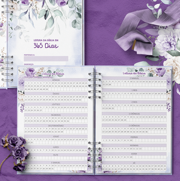 Arquivo_digital_leitura_bíblia_365_dias_devocional_livre_guiada_floral_lilas_roxo_