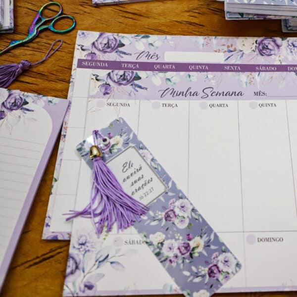 arquivo_digital_blocos_planejadores_floral_lilas_desk_planner_mesa_planejador_diário_bloquinho_A6_lista_check_floral_lilas_roxo