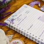 Arquivo_digital_leitura_bíblia_365_dias_jw_testemunhas_jeová_livre_guiada_floral_lilas_roxo_