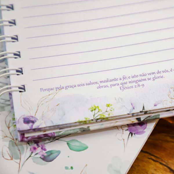 arquivo_digital_capas_versiculo_miolo_pautado_floral_lilas