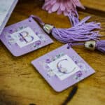 arquivo_digital_marcador_paginas_afabeto_floral_lilas_roxo