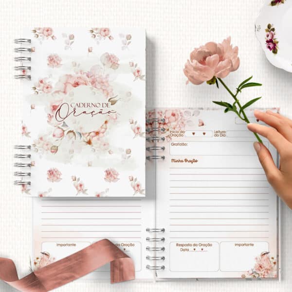 arquivo digital caderno de oração capa e miolo pautado com floral, pássaros e borboletas vintage